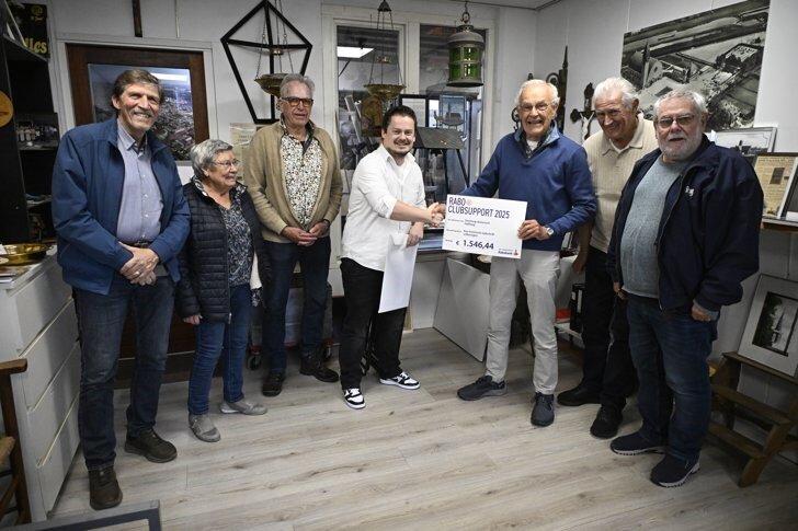Historisch Halfweg ontvangt Rabo-clubsupport Cheque